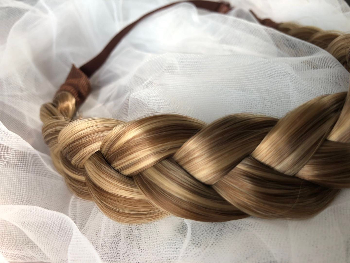 100% Human Hair Braid Hair Extensions Three Strands Brown Blonde